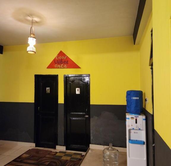 ホテル Woodzo Kasol