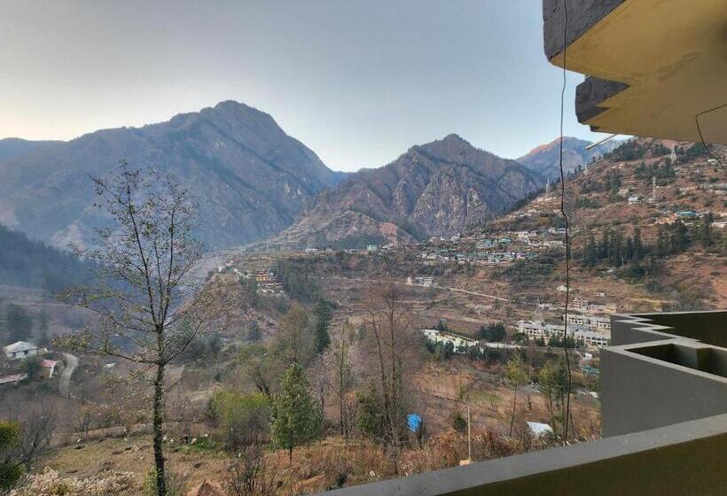 ホテル Woodzo Kasol