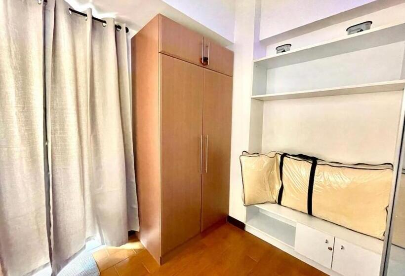 Luxury 1br Unit With Pool At Venice Luxury Residences, Tower Domenico, Mckinley Hill, Taguig City