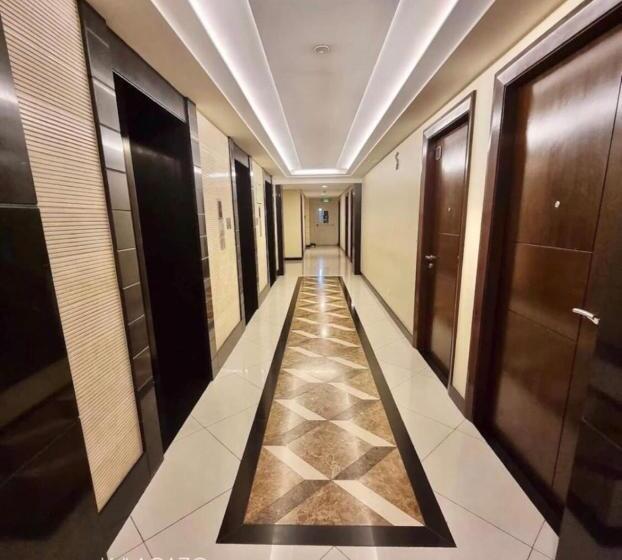 Luxury 1br Unit With Pool At Venice Luxury Residences, Tower Domenico, Mckinley Hill, Taguig City