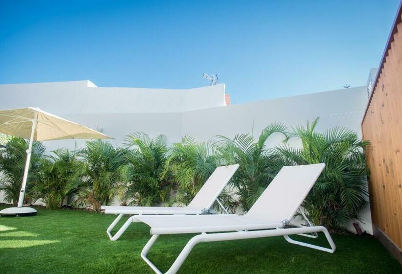 Mar Bianco - Gay Men Only