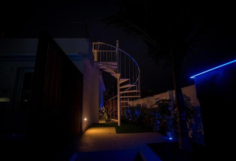 Mar Bianco - Gay Men Only