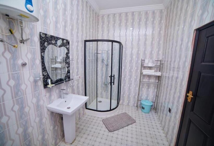 پانسیون Afranasa Inn