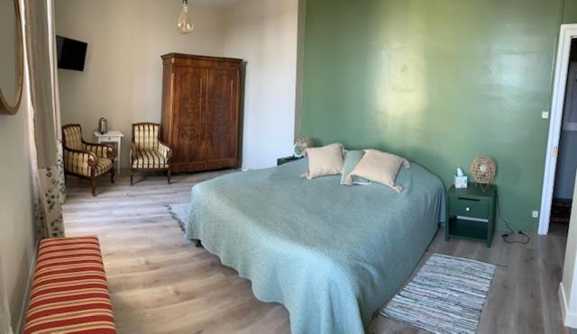 膳宿费 Aux Portes Des Iles