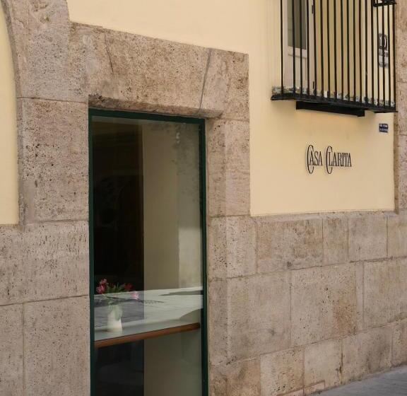 بنسيون Casa Clarita