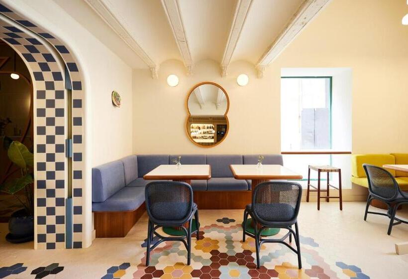 بنسيون Casa Clarita