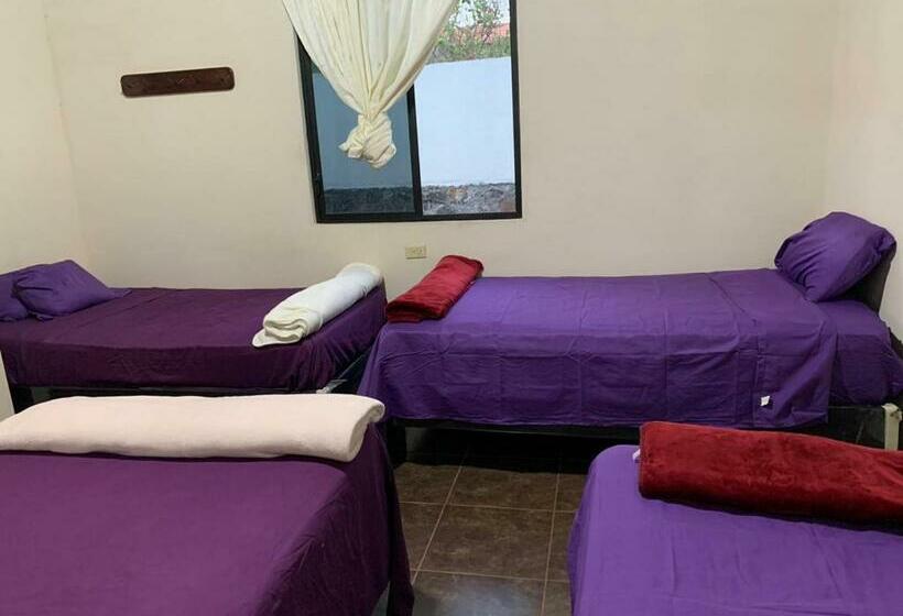 بنسيون Casa Náutica