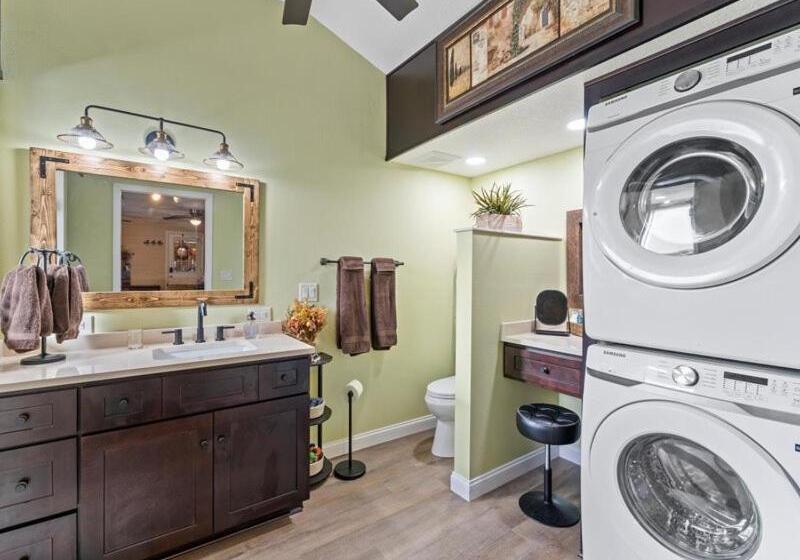 ペンション College Park Orlando 5star Villa Oasis   Home Away From Home   Quiet Neighborhood Private Free Parki