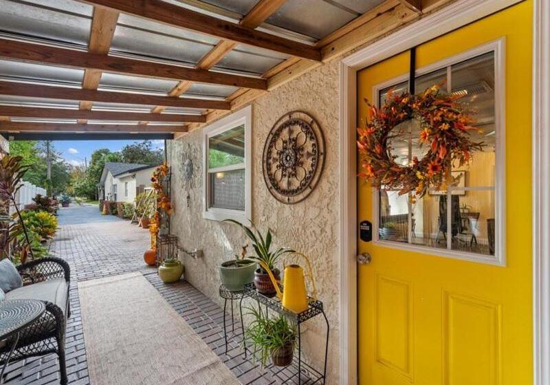 ペンション College Park Orlando 5star Villa Oasis   Home Away From Home   Quiet Neighborhood Private Free Parki