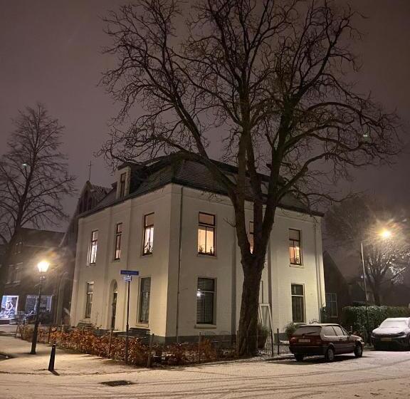 膳宿费 De Oude Pastorie