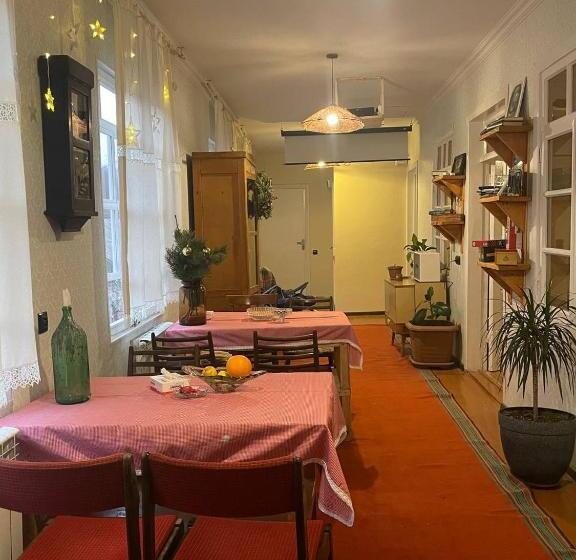 بنسيون Debatoun