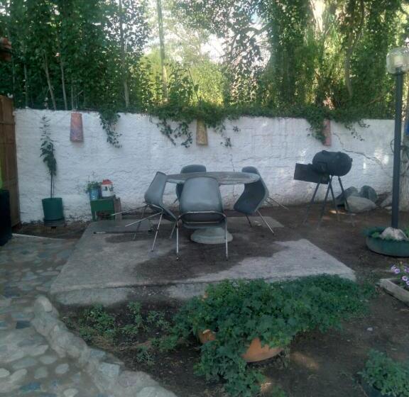 بنسيون Doña Elisa