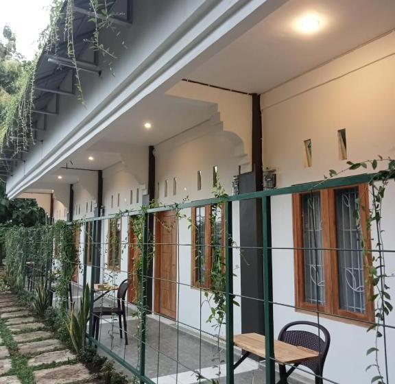 Пансион Guest House D Valeri