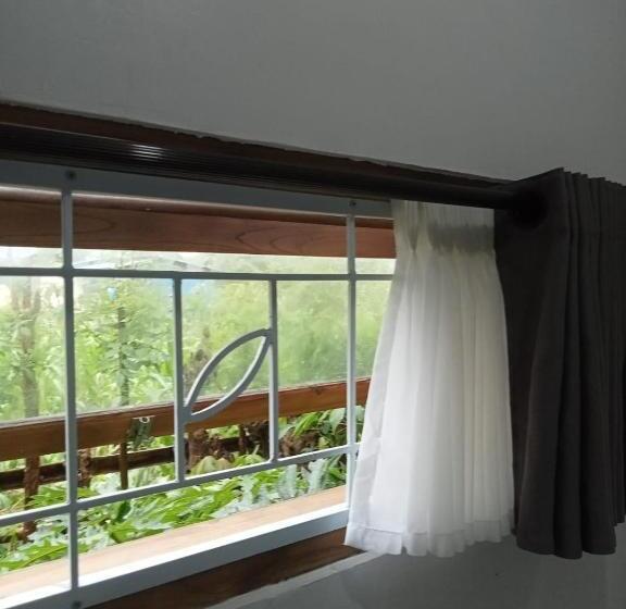 Пансион Guest House D Valeri