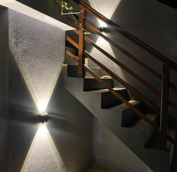 膳宿费 Jungle Escape Hiriketiya