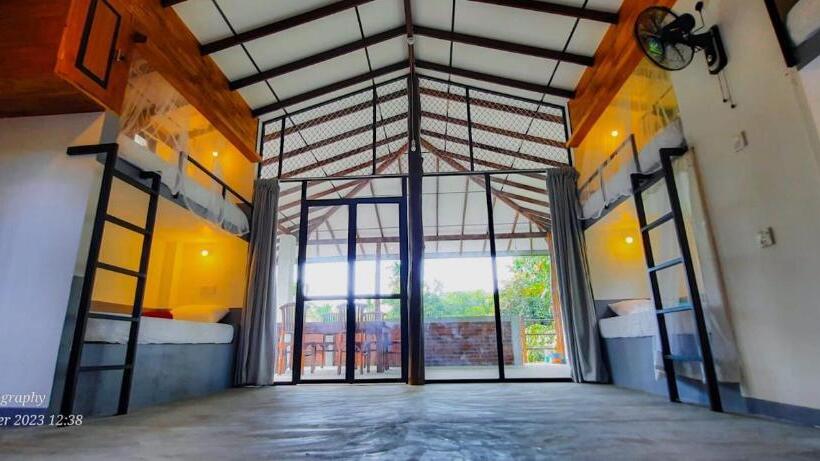 膳宿费 Jungle Escape Hiriketiya