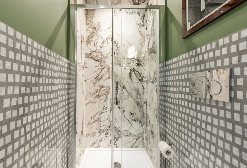 پانسیون The Couper Spiga