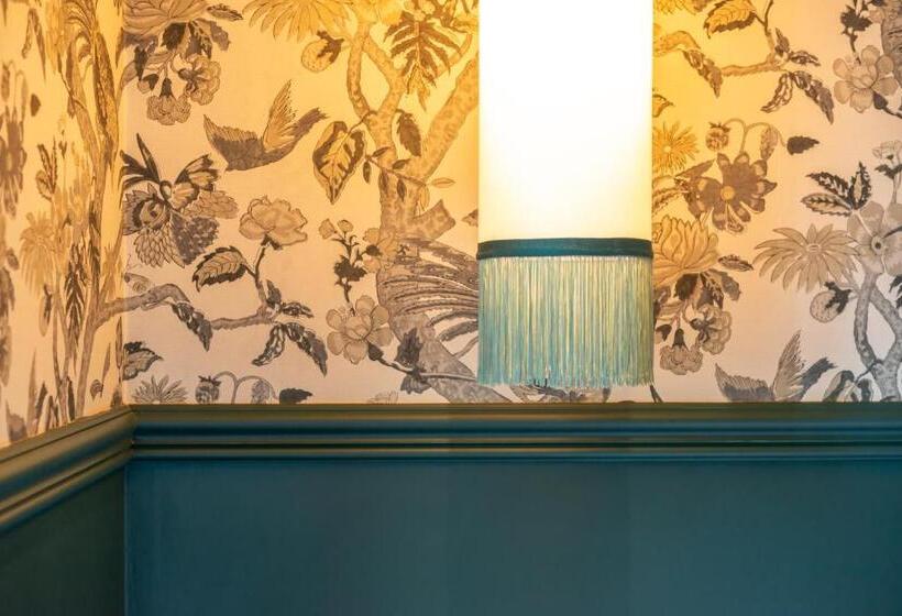 پانسیون The Couper Spiga