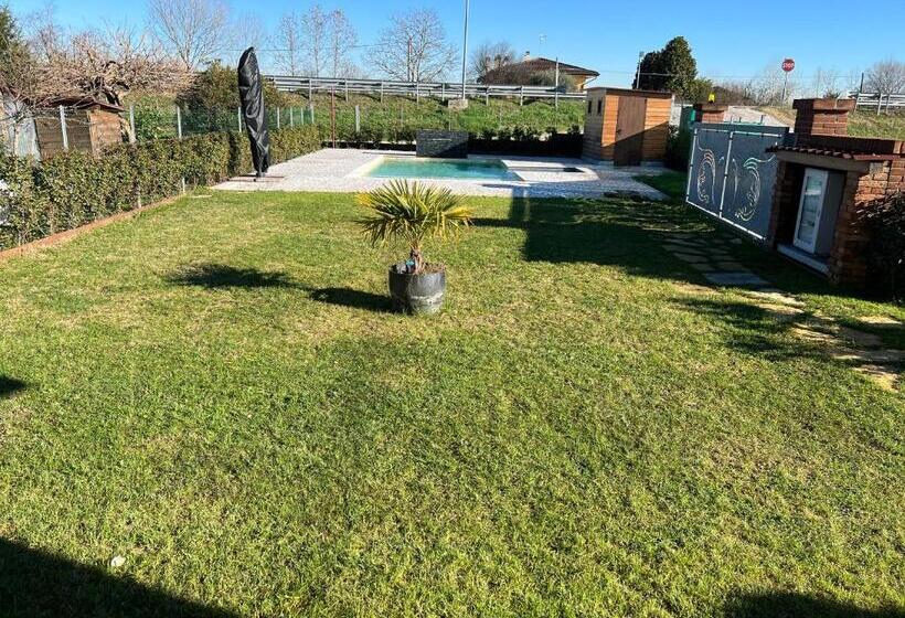 بنسيون Villa Mirella