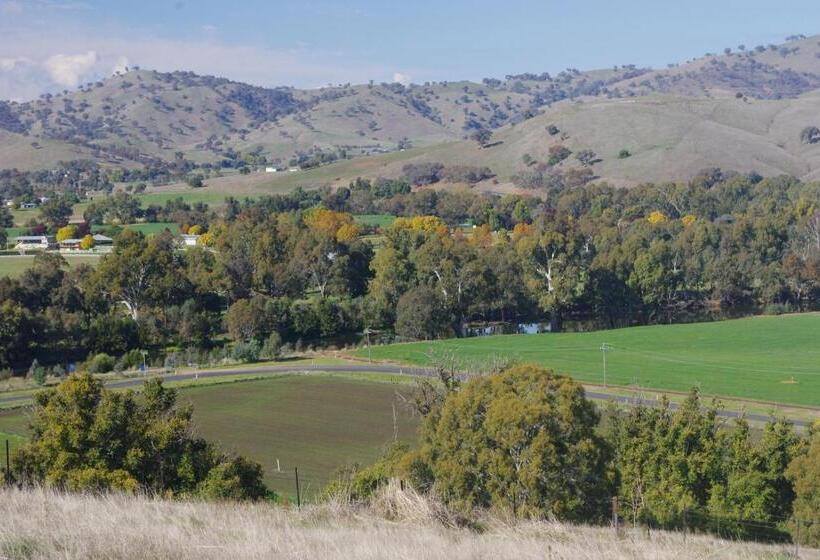 פנסיון Wattle Tree Hill