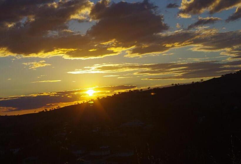 פנסיון Wattle Tree Hill