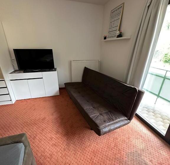 Pension Columbia Inkl. Frühstück Im Zentraum