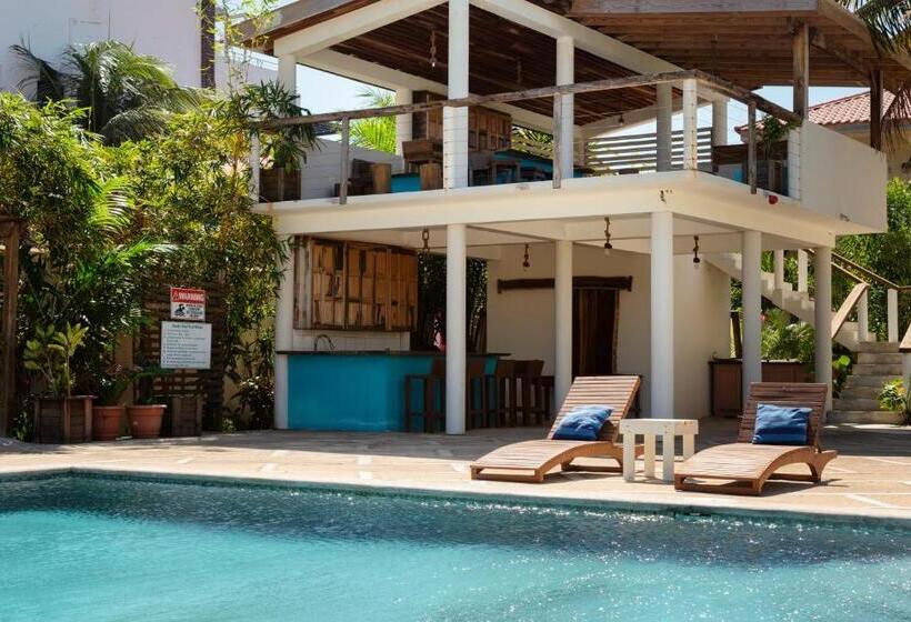 Sandy Feet Beach Resort