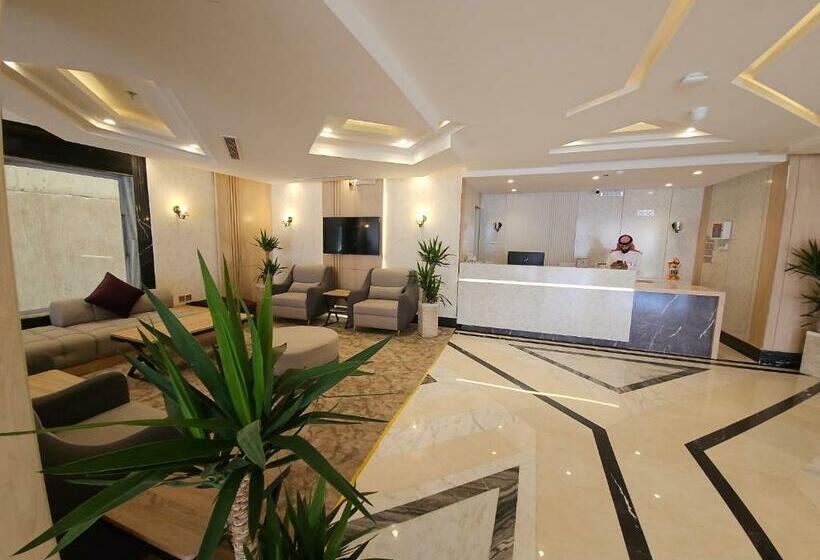 هتل Diamond Corners