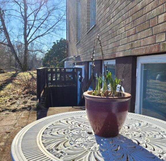 הוסטל Bokskogens Guesthouse