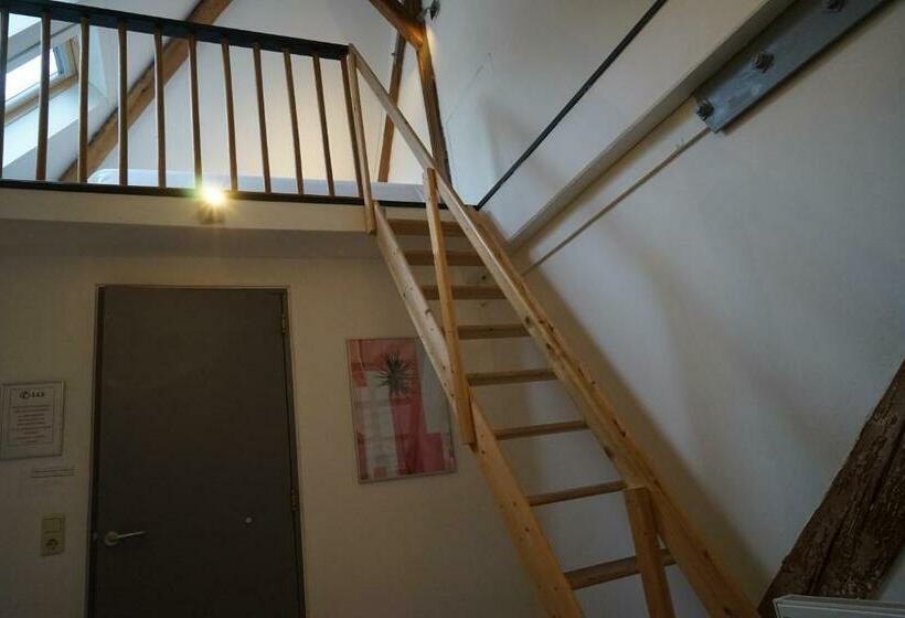 Alberg Guesthouse Relaxed Tours