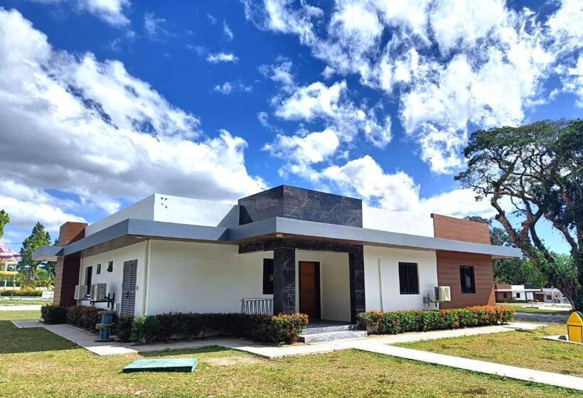 Aurora Villas And Cabin Resort