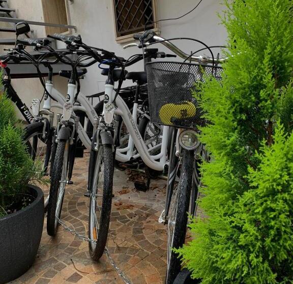 تختخواب و صبحانه Appartamento Madame