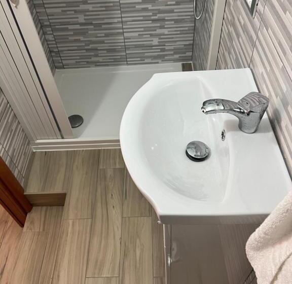 تختخواب و صبحانه Appartamento Madame