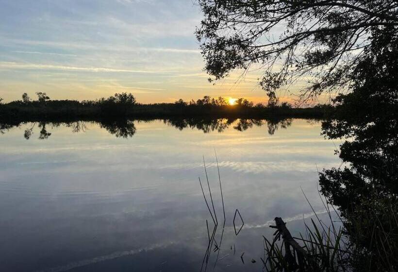 Beautiful Waterfront Condo 1