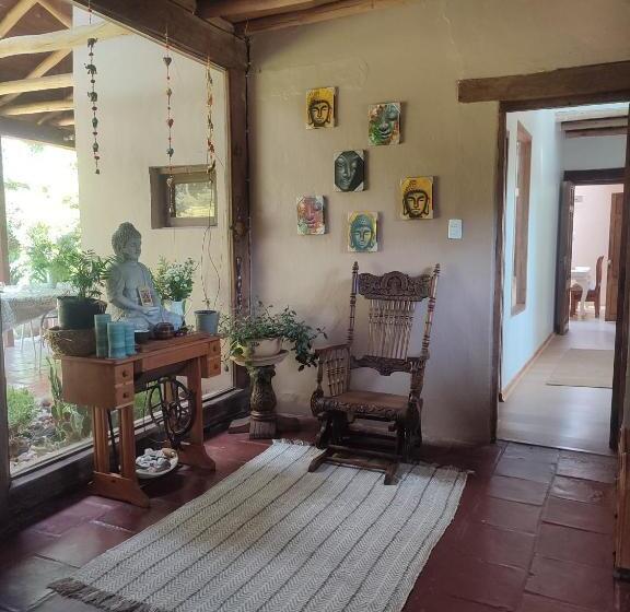 צימר Alojamiento Tranquilo Con Hermoso Jardín, Cercano A Viña Concha Y Toro