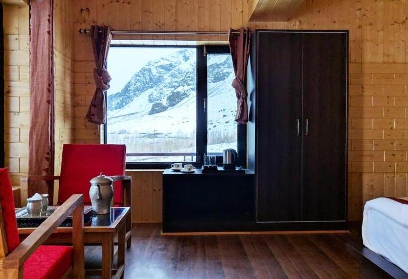 مبيت وإفطار Ashuna Hotel & Resort