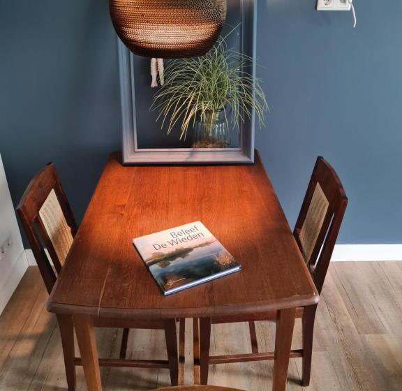 مبيت وإفطار De Wiedenweide