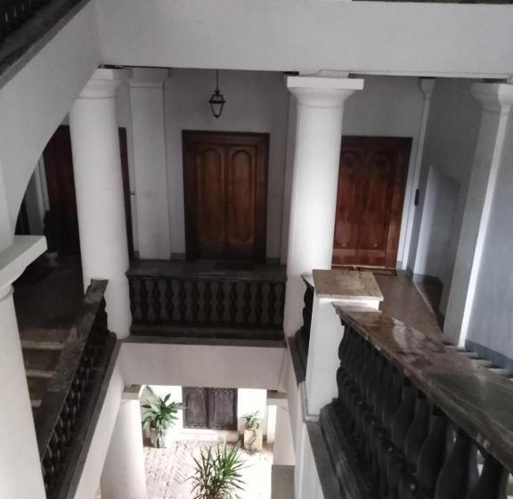 تختخواب و صبحانه Dimora Giosafatti