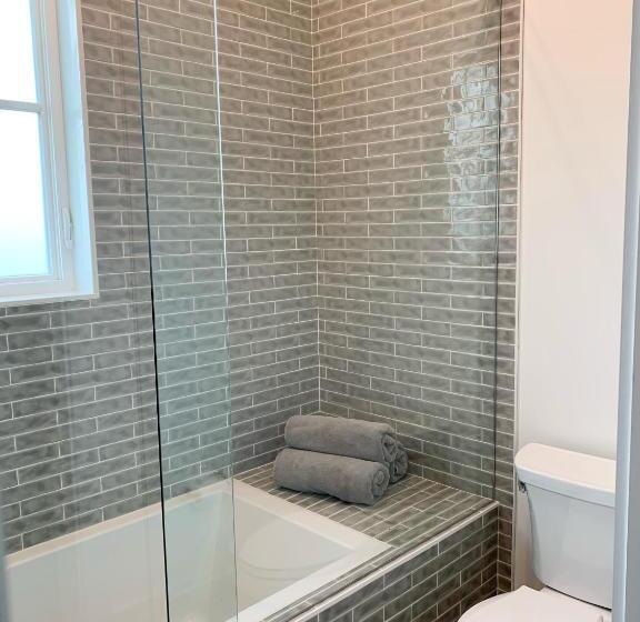 مبيت وإفطار Haven House