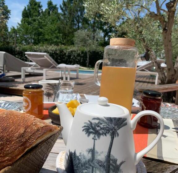 مبيت وإفطار La Bastide Val De Siagne