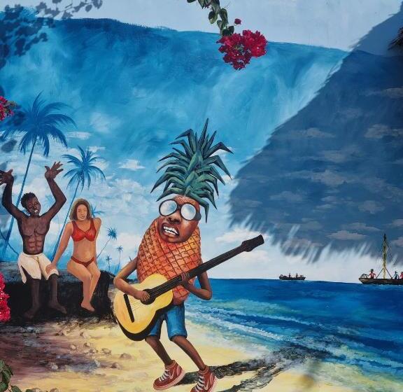 Bed and Breakfast Pineapple House