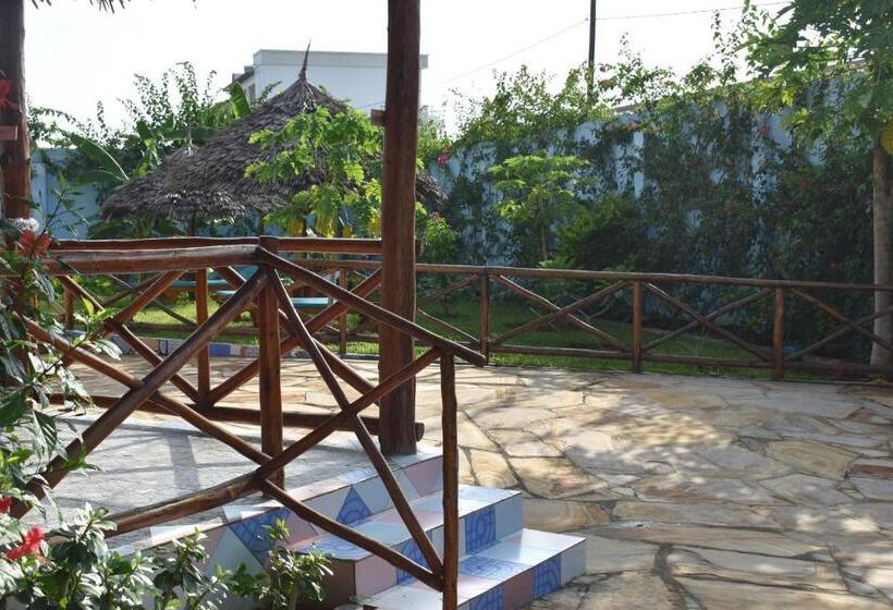 Bed and Breakfast Pineapple House