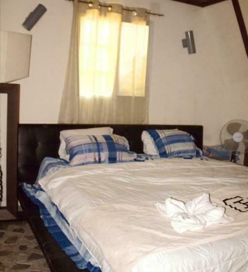 ベッドアンドブレックファースト Refugio Cariguana