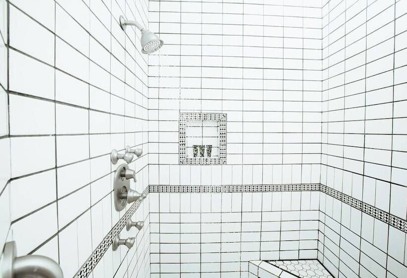 مبيت وإفطار The Bird & Butterfly Inn