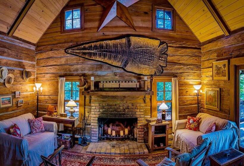 مبيت وإفطار The Bird & Butterfly Inn