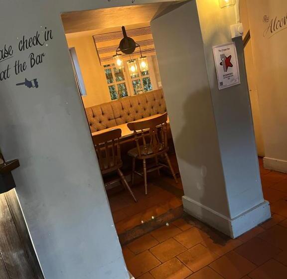 צימר The Crown Inn