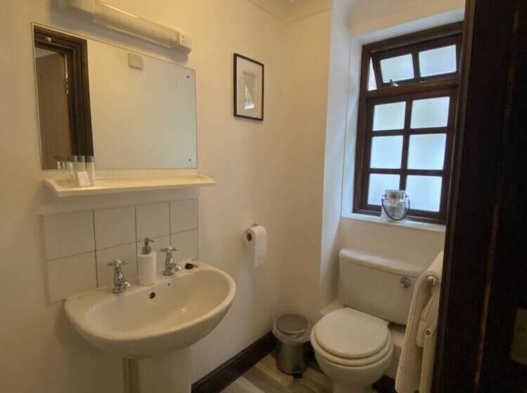 住宿加早餐  The Rising Sun Inn