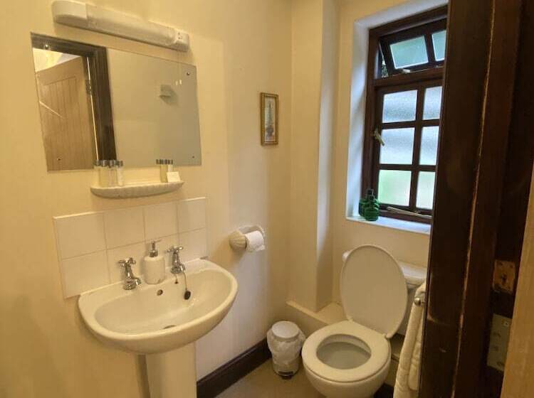 住宿加早餐  The Rising Sun Inn