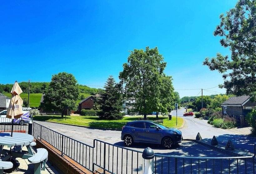 住宿加早餐  The Rising Sun Inn