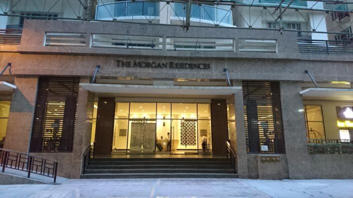 Comfy Artsy Studio In Bgc